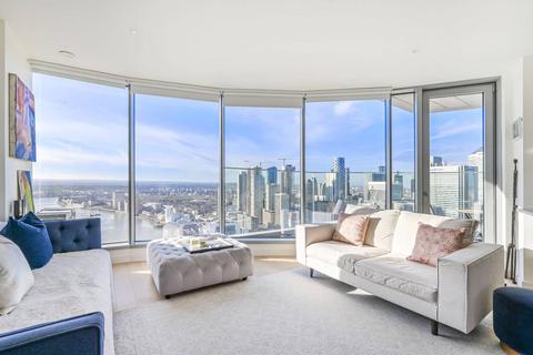 2 bedroom flat for sale, Charrington Tower, Canary Wharf, London, E14