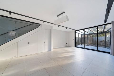 undefined, The Vale, Golders Green, London, NW11