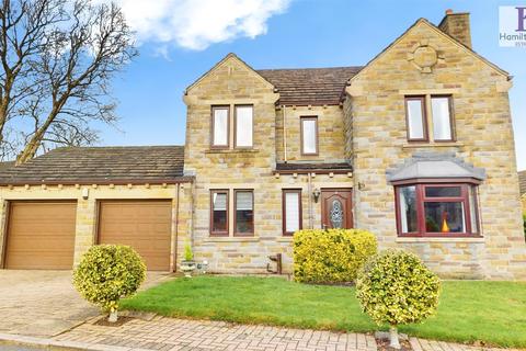 4 bedroom detached house for sale, Yarborough Croft, Northowram, Halifax