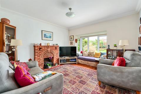 undefined, Prospect Road, Hampshire GU14
