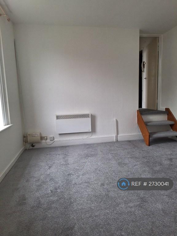 Steps Down To Sitting Room