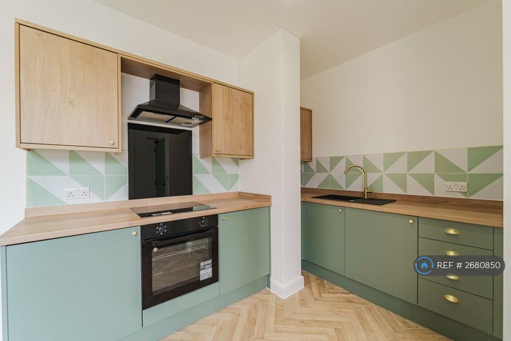 Midas Lounge Apt 2