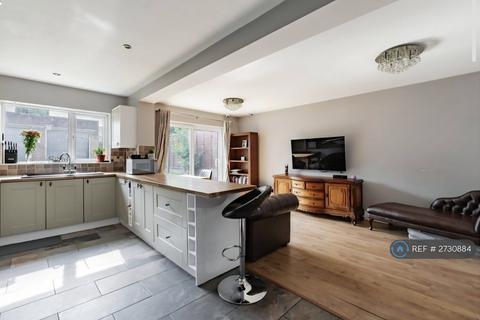 undefined, Singlewell Road, Gravesend, DA11