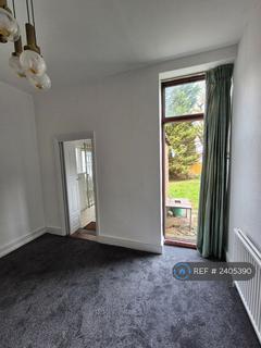 2 bedroom flat to rent, Golders Green Road, London, NW11