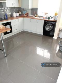 2 bedroom terraced house to rent, Sandford Close, Bransholme, Hull, HU7