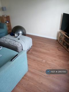 2 bedroom terraced house to rent, Sandford Close, Bransholme, Hull, HU7