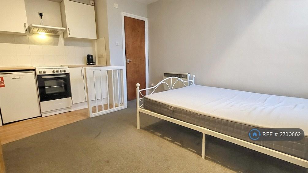 Fully Furnished Studio Flat