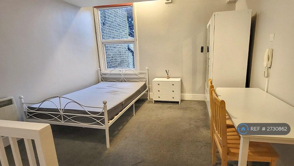 Fully Furnished Studio Flat
