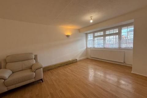 undefined, Tintern Close, Slough, SL1 2TB