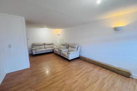 undefined, Tintern Close, Slough, SL1 2TB