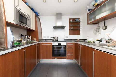 undefined, 1 Newton Place, Westferry, Canary Wharf E14