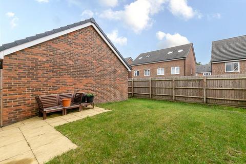 3 bedroom detached house for sale, Dancy Road, Copthorne, Crawley, West Sussex, RH10