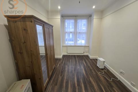 undefined, Idlecombe Road, London, London