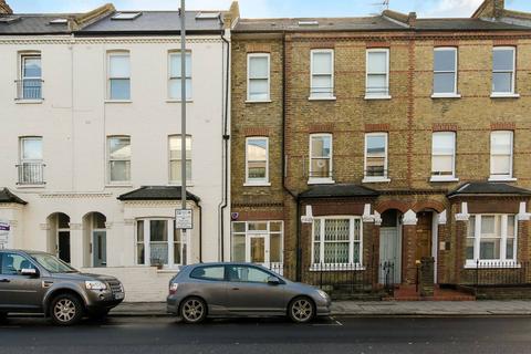 undefined, Putney Bridge Road, Putney, London, SW15