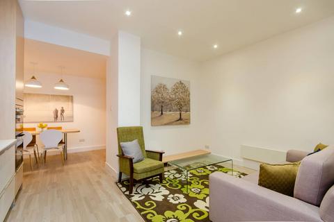 undefined, Putney Bridge Road, Putney, London, SW15