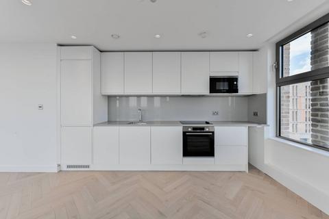 3 bedroom flat to rent, Middle Yard, Neasden, London, NW10