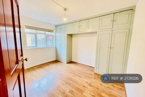 2 bedroom maisonette to rent, Riverside Gardens, Wembley, HA0