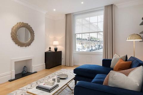 undefined, Eaton Square, London, SW1W
