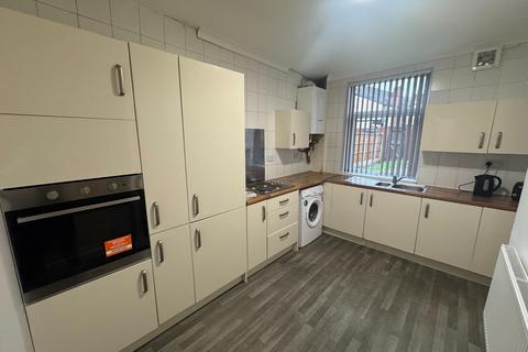 undefined, 120 Milton Walk, Room 1