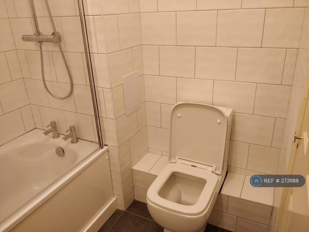 Bathroom2