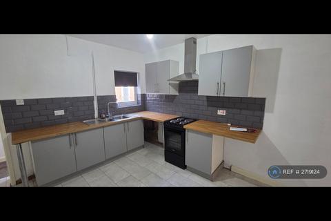 2 bedroom terraced house to rent, Wootton Street, Bedworth, CV12