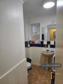 undefined, Mangles Road, Guildford, GU1