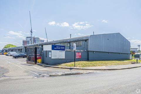 Distribution warehouse to rent, Landmann Way London SE14 5RS