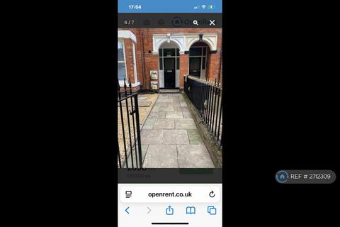 undefined, Park Avenue, Hull, HU5
