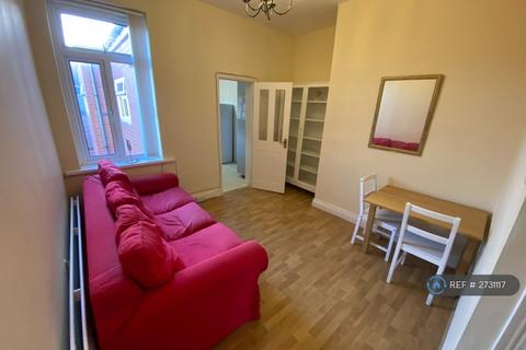 3 bedroom flat to rent, Doncaster Road, Newcastle Upon Tyne, NE2