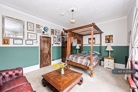 1 bedroom flat to rent, Queens Park Road, Brighton, BN2