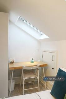 undefined, Goodmayes Lane, Ilford, IG3