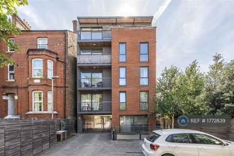undefined, Kings Avenue, London, SW4