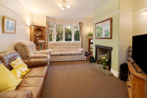 3 bedroom end of terrace house for sale, Heather Estate, Old Newton Road, TQ12