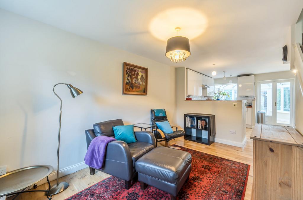 1393700 18 694298...