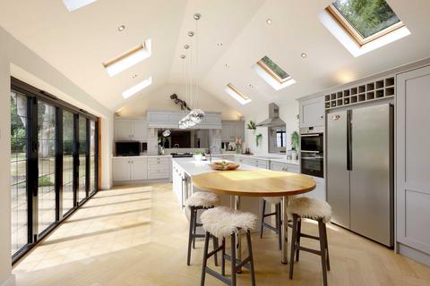 5 bedroom detached house for sale, Ledborough Wood, Beaconsfield, Buckinghamshire, HP9