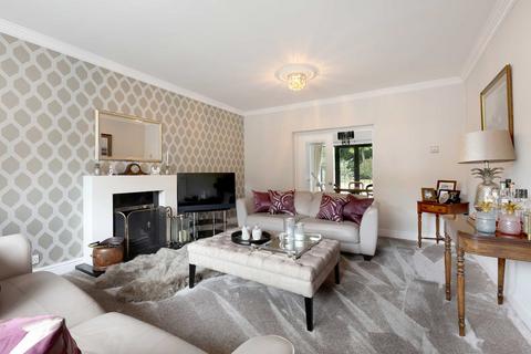 5 bedroom detached house for sale, Ledborough Wood, Beaconsfield, Buckinghamshire, HP9
