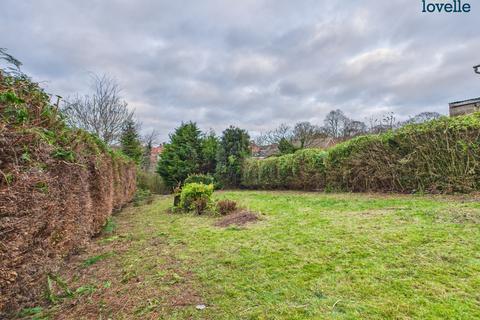undefined, South Dale, Caistor, LN7