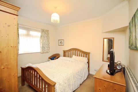 undefined, Tentercroft Avenue, Syston, LE7