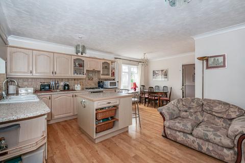 4 bedroom detached house for sale, Ashgate Road, Willerby HU10