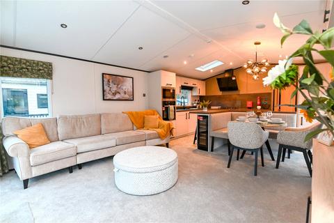 2 bedroom park home for sale, Chewton Bunny, Hoburne Naish Holiday Park, Barton On Sea, Hampshire, BH25