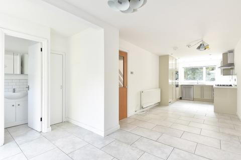 3 bedroom townhouse for sale, Yew Tree Court, Littlebourne