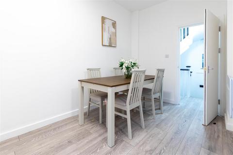 undefined, Holloway Road, London, N7