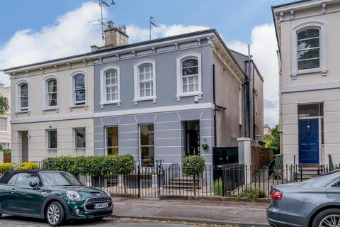 undefined, Central Cheltenham GL52 6DZ