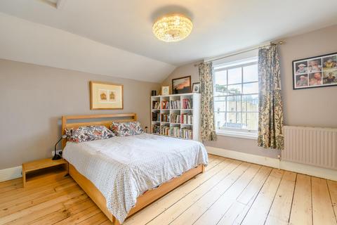 undefined, Central Cheltenham GL52 6DZ
