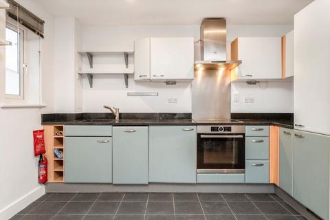 2 bedroom flat for sale, Morton Close, London E1