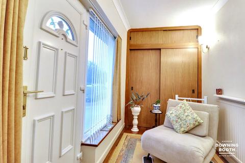 2 bedroom detached bungalow for sale, Brownsfield Road, Lichfield WS13