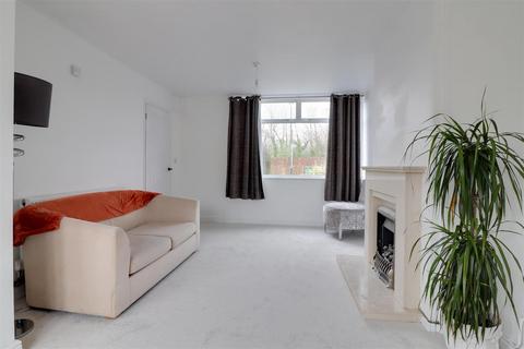 3 bedroom terraced house for sale, Abbots Way, Stonehouse