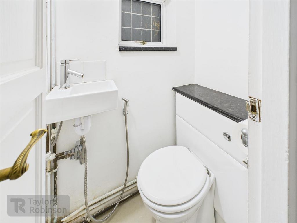 CAM02600 G0-PR0612-STILL012.jpg