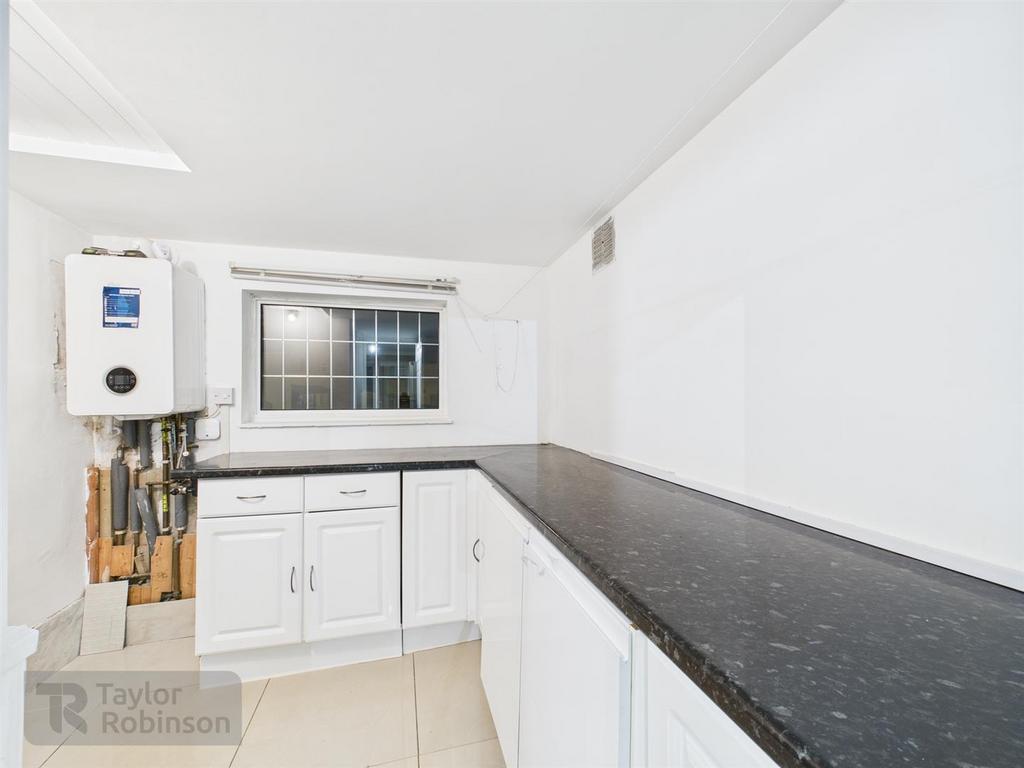 CAM02600 G0-PR0612-STILL011.jpg