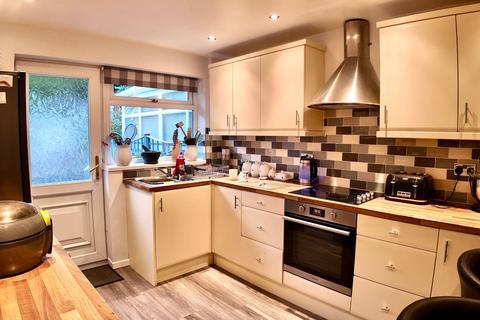 undefined, Cherry Grove, Crumlin, NP11